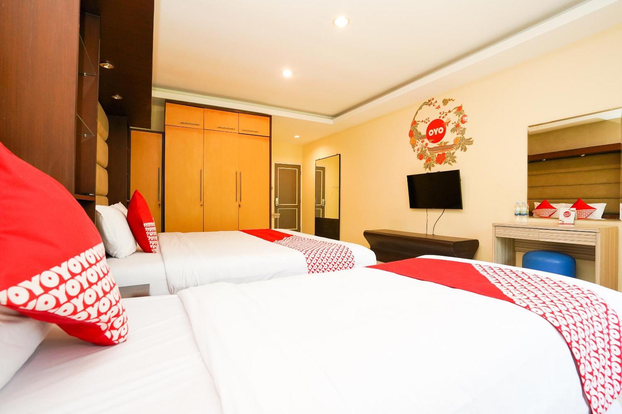 Super Oyo Capital O 175 K-60 Residence Surabaya Bagian luar foto